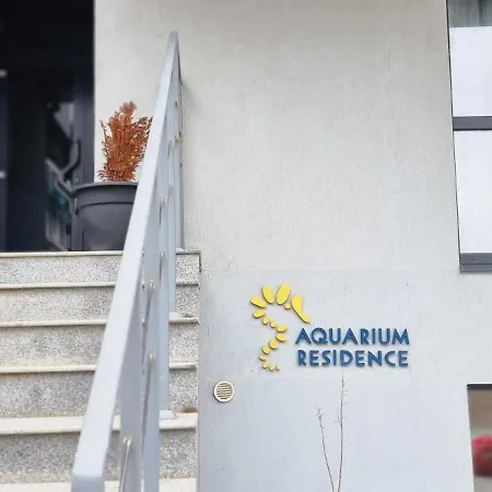 Apartament Mid アパート ナボダリ