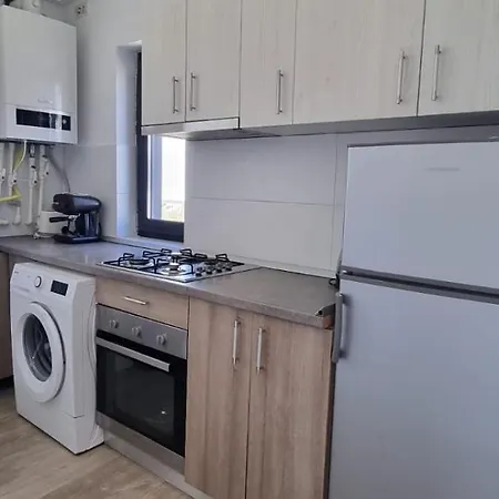 Apartament Mid ナボダリ
